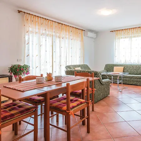 I Apartment