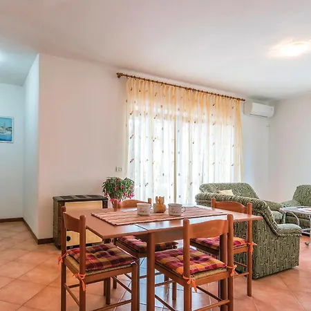 Apartment I